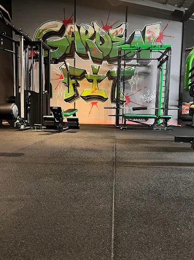 Garden Fit grafiti duvarı ve antrenman alanı