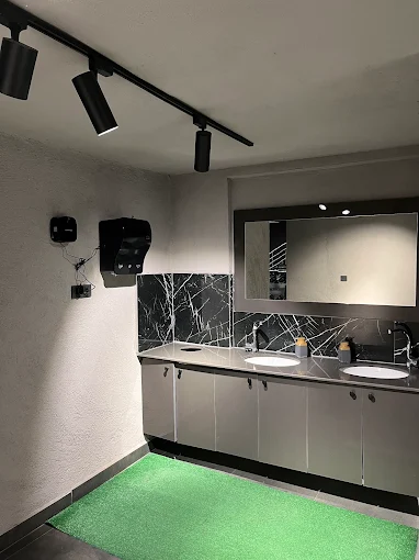 Garden Fit soyunma ve hazırlık alanı